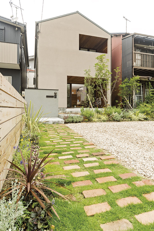 アールギャラリー(アールプランナー) 【名古屋市/2000万円台/30坪台/間取り図】陽だまりテラスやカフェ風リビング、吹き抜けや土間のある家の建築実例画像14