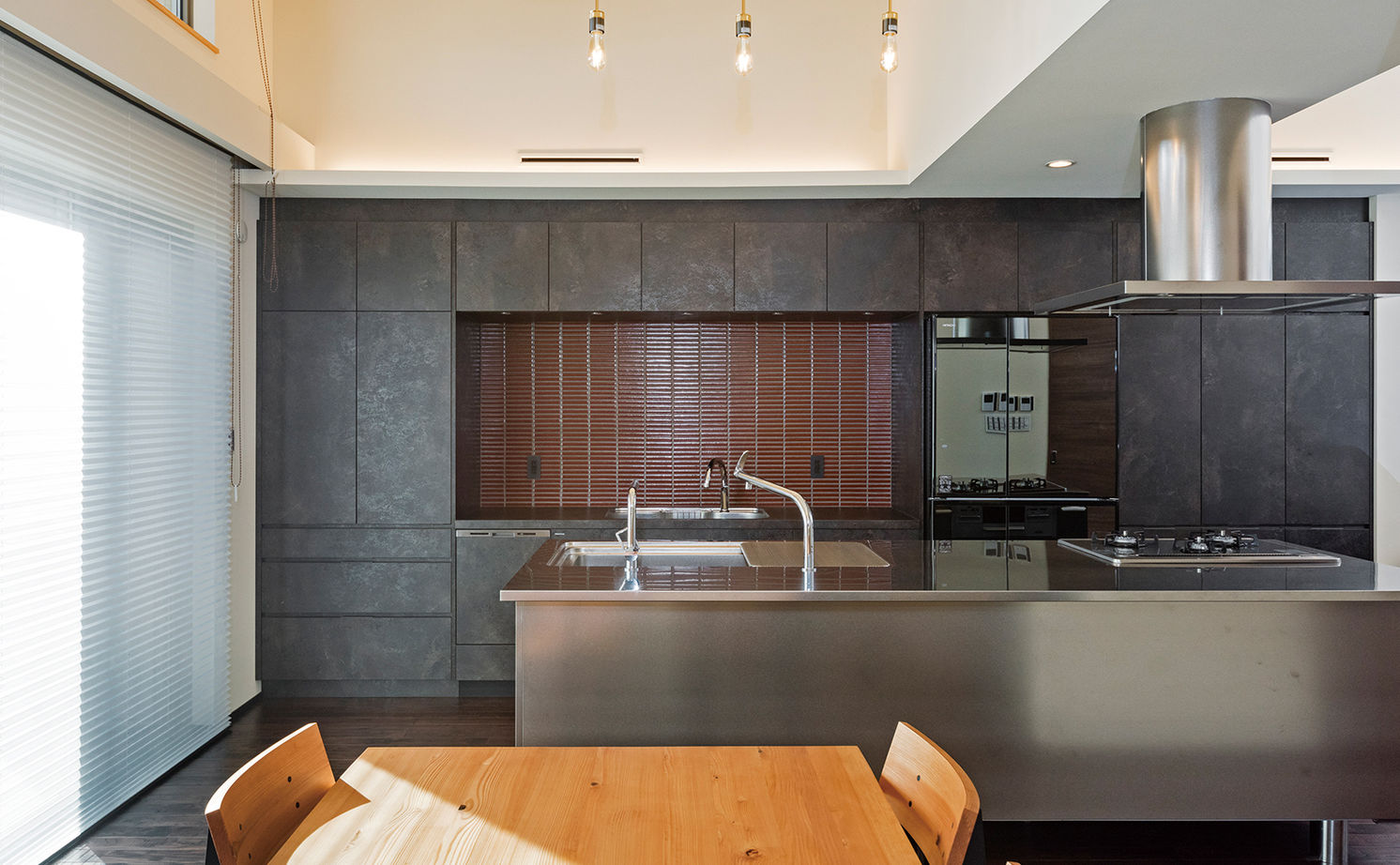 アールギャラリー(アールプランナー) 【日進市/3000万円台】小京都の路地、リゾートなLDKや中庭、ウッドデッキなど「大人モダンな和」を我が家にの建築実例画像6