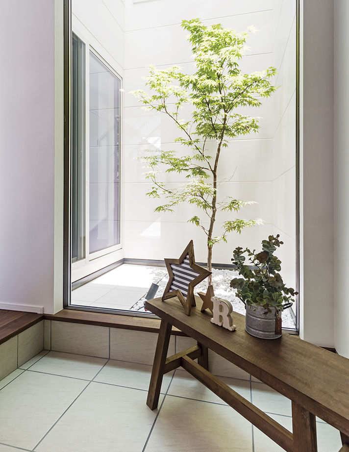 アールギャラリー(アールプランナー) 【2000万円台/30坪台/間取り有】20畳超のリビングに土間収納やロフト・中庭も。理想を叶えた家の建築実例画像11