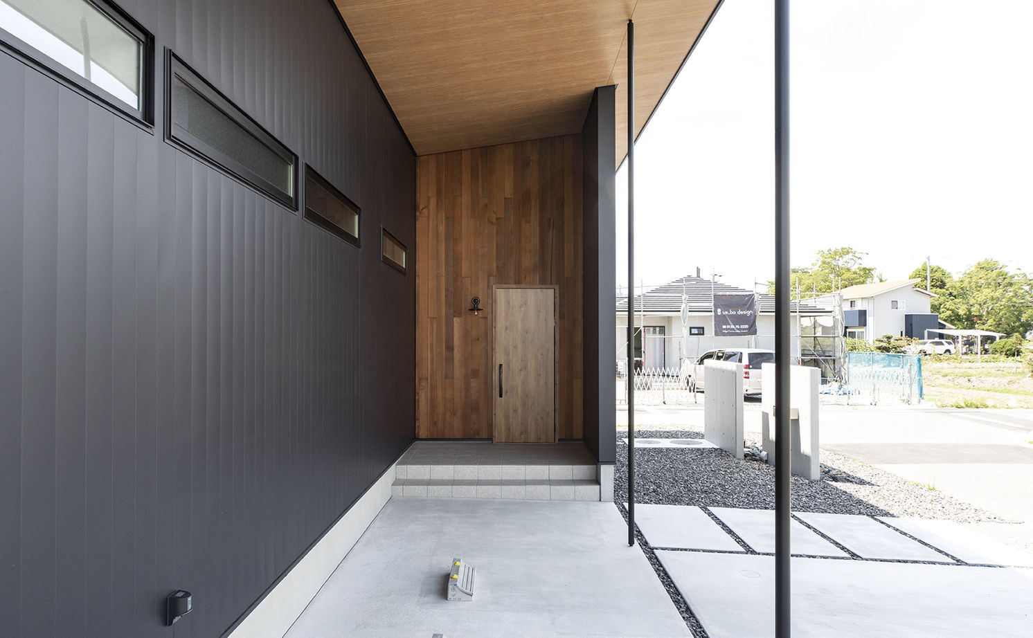 アールギャラリー(アールプランナー) 【平屋/3000万円台/30坪台/間取り有】柱のない大空間と高天井で「広く住む」。スタイリッシュな平屋の家の建築実例画像3