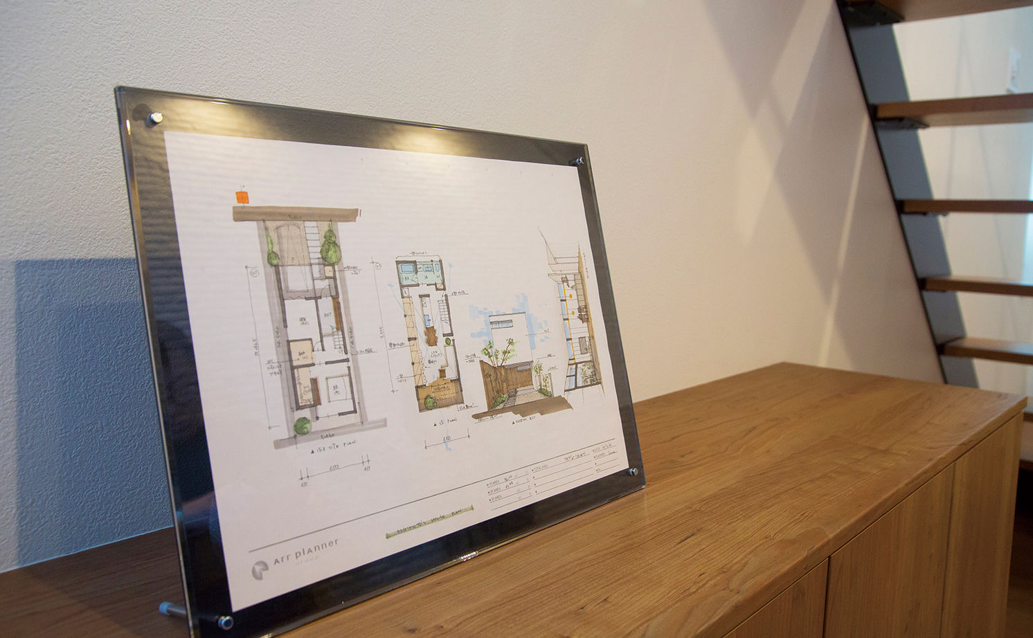 アールギャラリー(アールプランナー) 【1000万円台/狭小住宅/20坪台/2階建て/間取り図】3ｍ超の天井高に壁一面の収納。狭小間口でも絵になる家の建築実例画像18