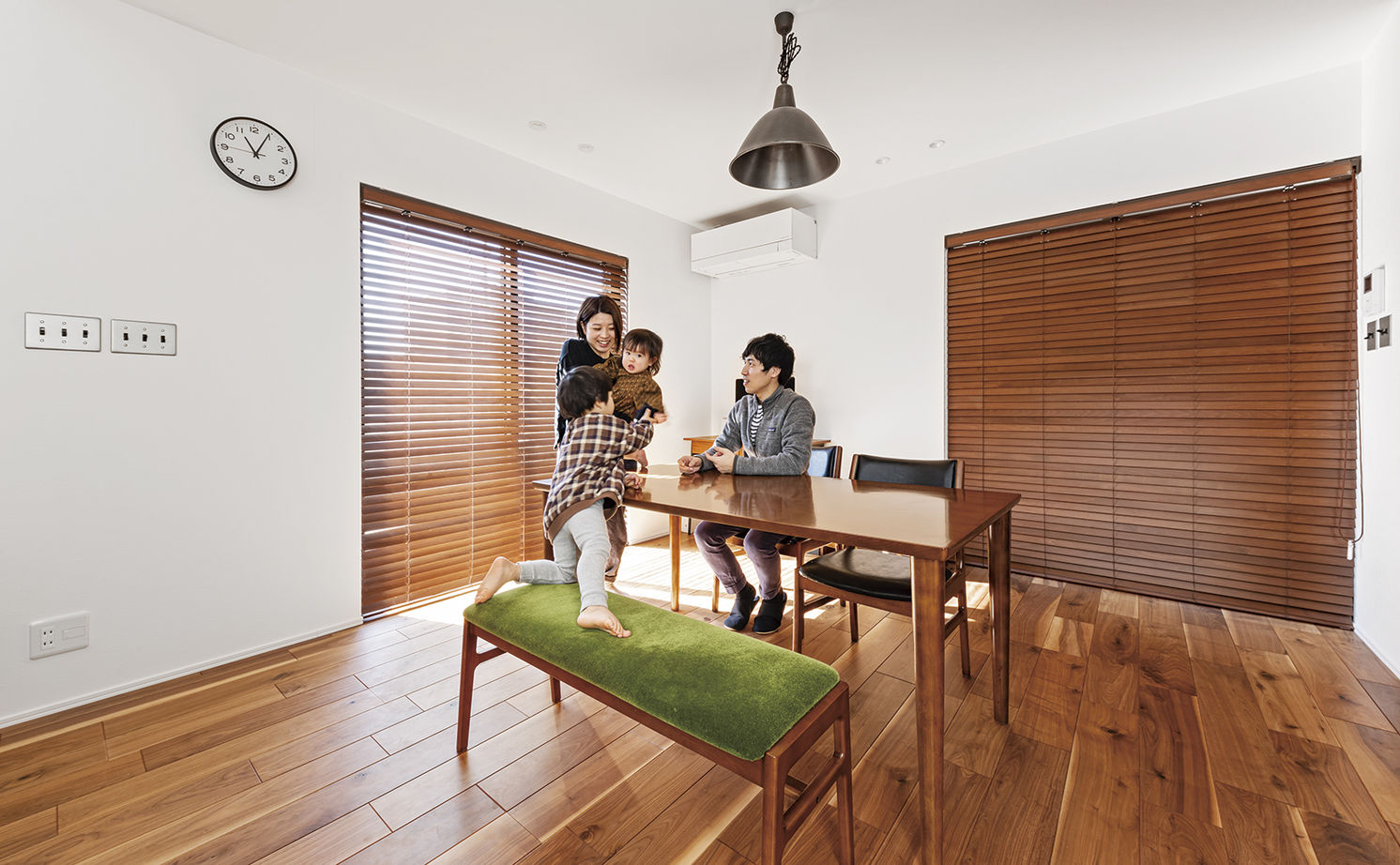 アールギャラリー(アールプランナー) 【2000万円台/30坪台/間取り図】こだわりの壁や窓、照明で創る吹き抜けを楽しむインダストリアルハウスの建築実例画像14