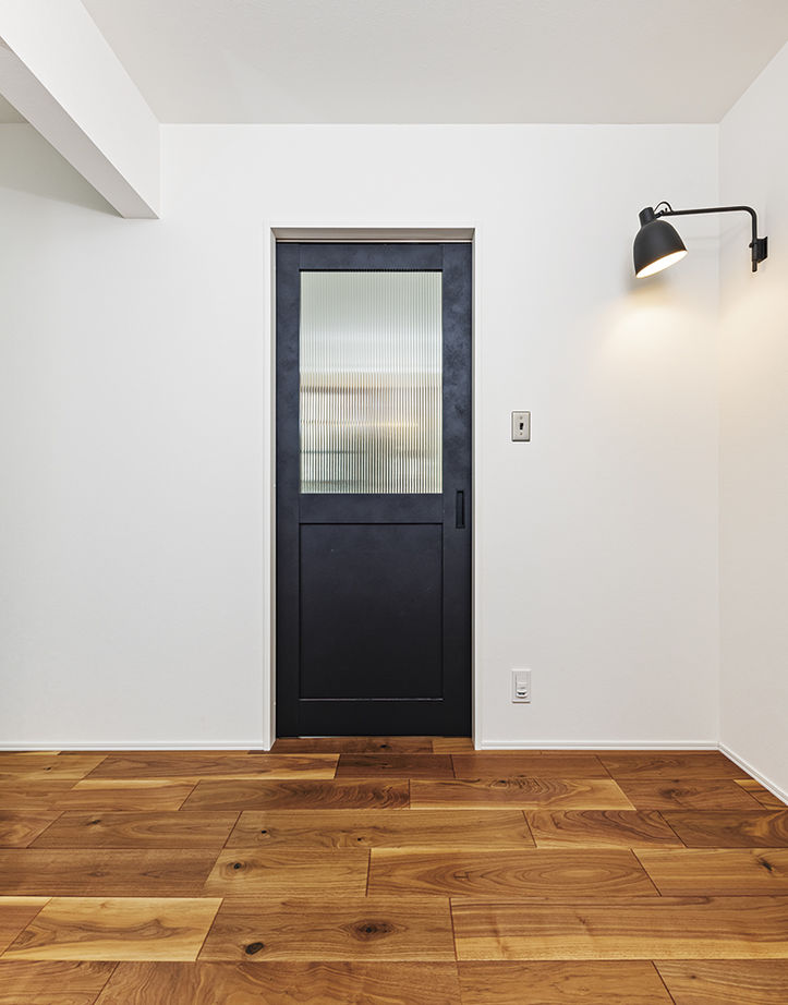 アールギャラリー(アールプランナー) 【2000万円台/30坪台/間取り図】こだわりの壁や窓、照明で創る吹き抜けを楽しむインダストリアルハウスの建築実例画像18