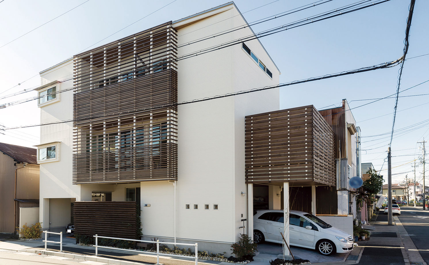 アールギャラリー(アールプランナー) 【3000万円台/50坪台】四季の移ろいを楽しむリゾート空間。新旧素材を融合した、3階建ガレージハウスの建築実例画像20