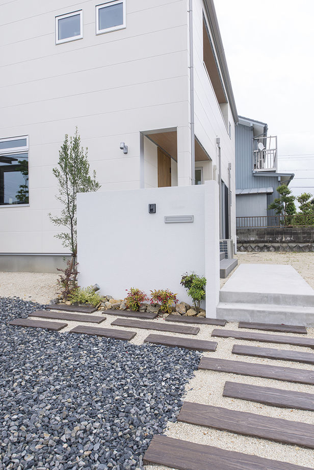 アールギャラリー(アールプランナー) 【2000万円台/30坪台/間取り図】家族が自然に集う陽だまりの図書ルームがある、ナチュラルモダンな家の建築実例画像3