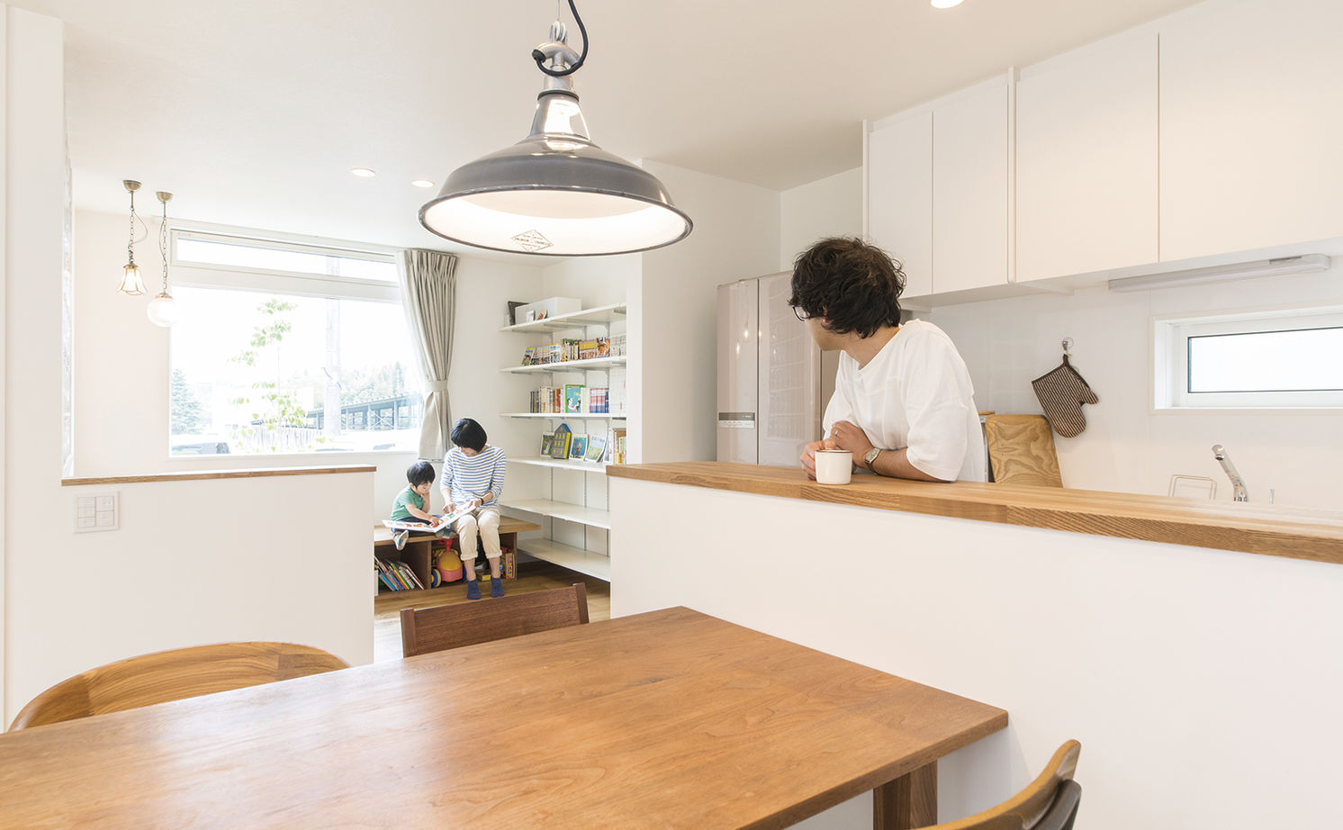 アールギャラリー(アールプランナー) 【2000万円台/30坪台/間取り図】家族が自然に集う陽だまりの図書ルームがある、ナチュラルモダンな家の建築実例画像6