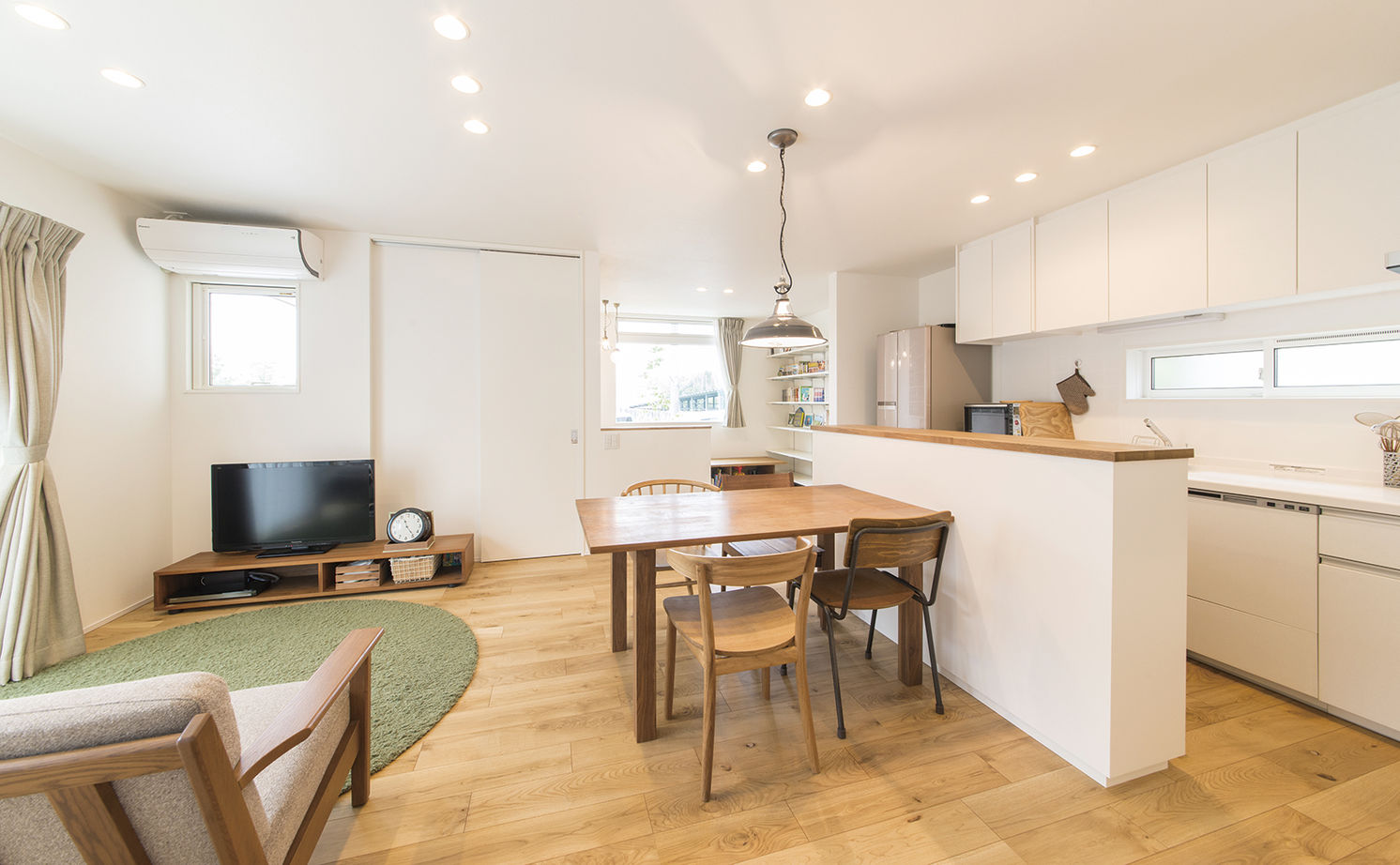 アールギャラリー(アールプランナー) 【2000万円台/30坪台/間取り図】家族が自然に集う陽だまりの図書ルームがある、ナチュラルモダンな家の建築実例画像8