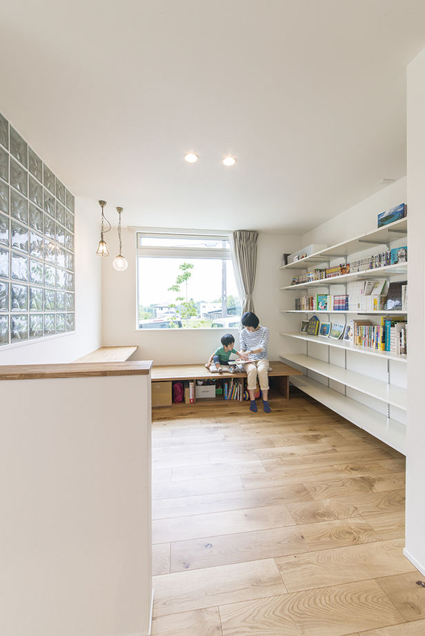 アールギャラリー(アールプランナー) 【2000万円台/30坪台/間取り図】家族が自然に集う陽だまりの図書ルームがある、ナチュラルモダンな家の建築実例画像18