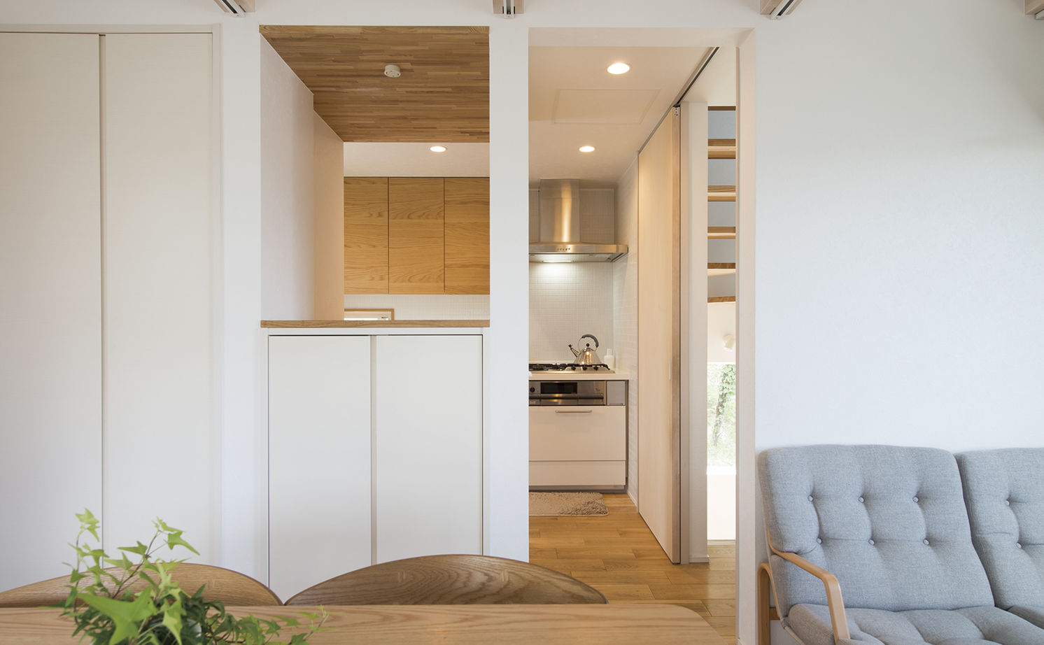 アールギャラリー(アールプランナー) 【1000万円台/狭小住宅/20坪台/3階建て】狭小地でも理想以上の家を。賢い設計術でメリット満載の3階建て！の建築実例画像4