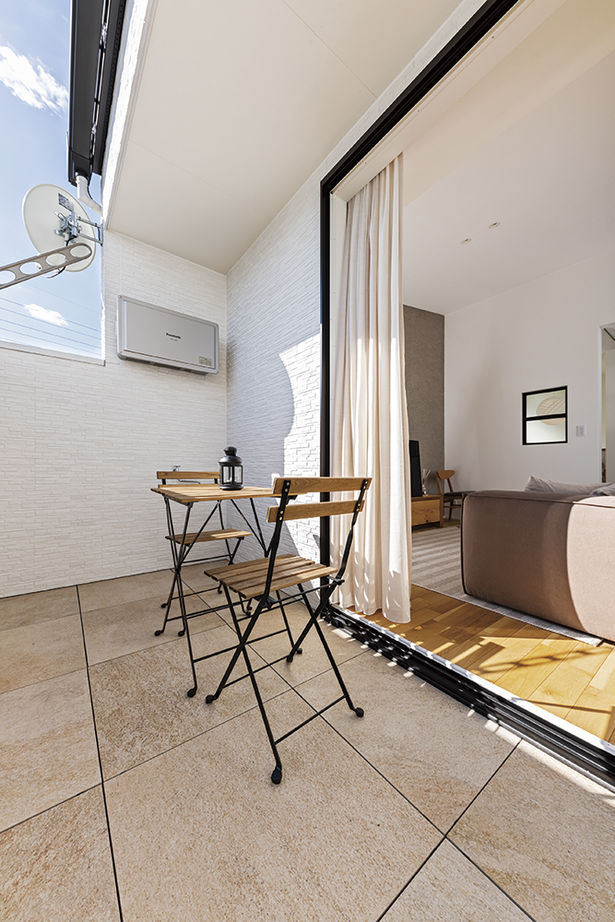 アールギャラリー(アールプランナー) 【2000万円台/30坪台/間取り有】吹付壁外観、造作家具、アンティーク照明。素材使いがおしゃれな家の建築実例画像20