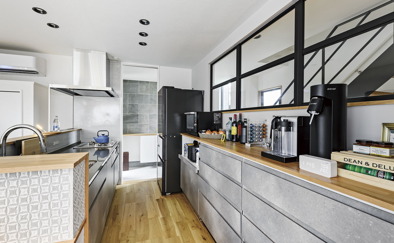 アールギャラリー(アールプランナー) 【2000万円台/30坪台/間取り図】土地条件に左右されない、広々空間。外構の工夫で開放感も確保の建築実例画像9