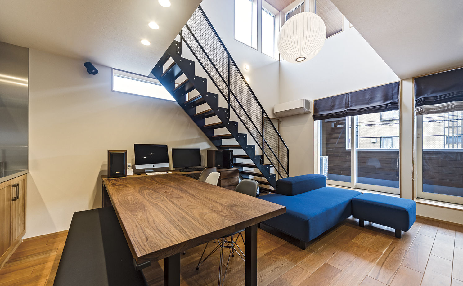 アールギャラリー(アールプランナー) 【3000万円台/3階建て/30坪台/間取り図】土間や書斎、吹抜けも実現。ミッドセンチュリーが似合う3階建ての建築実例画像3