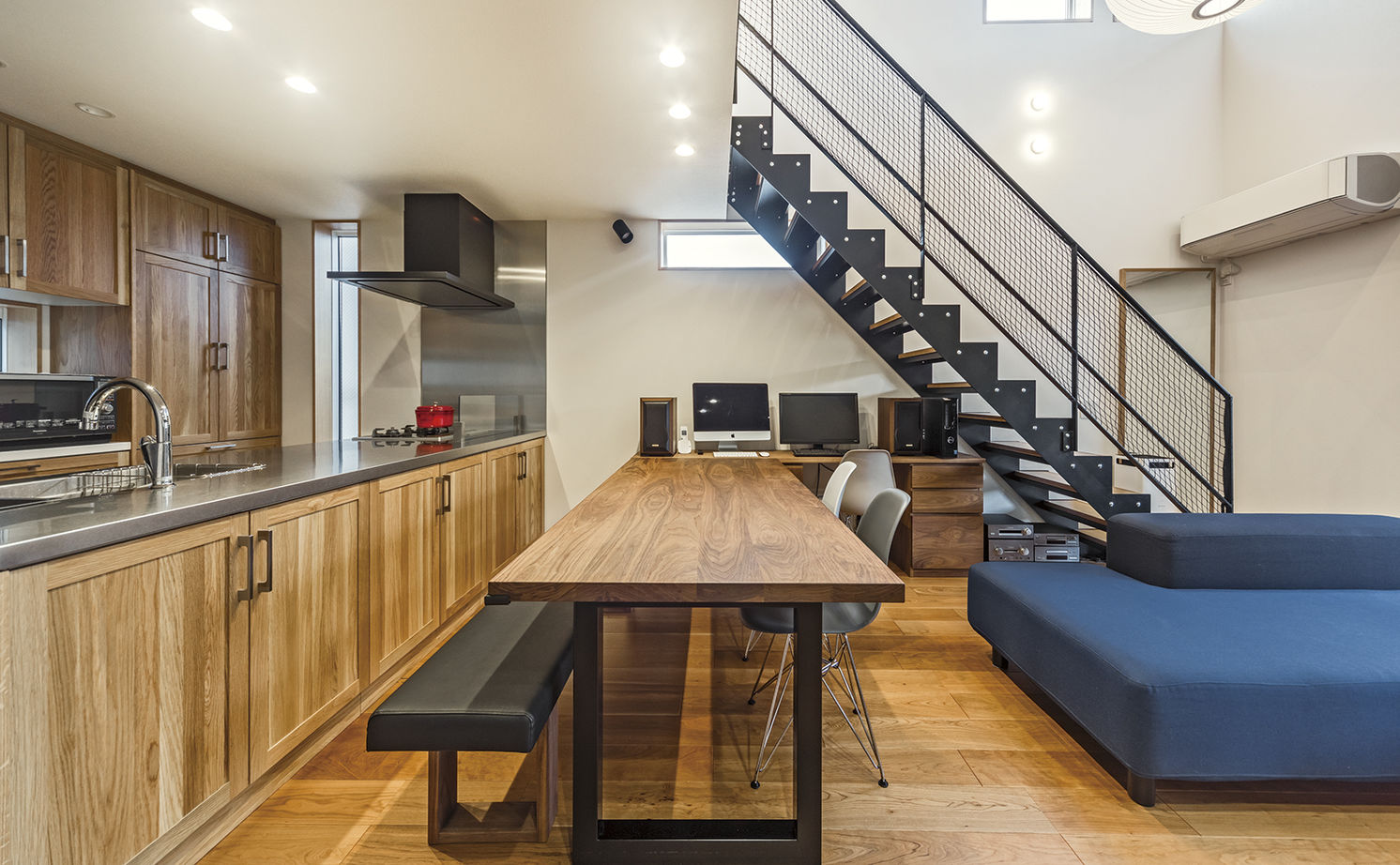 アールギャラリー(アールプランナー) 【3000万円台/3階建て/30坪台/間取り図】土間や書斎、吹抜けも実現。ミッドセンチュリーが似合う3階建ての建築実例画像5