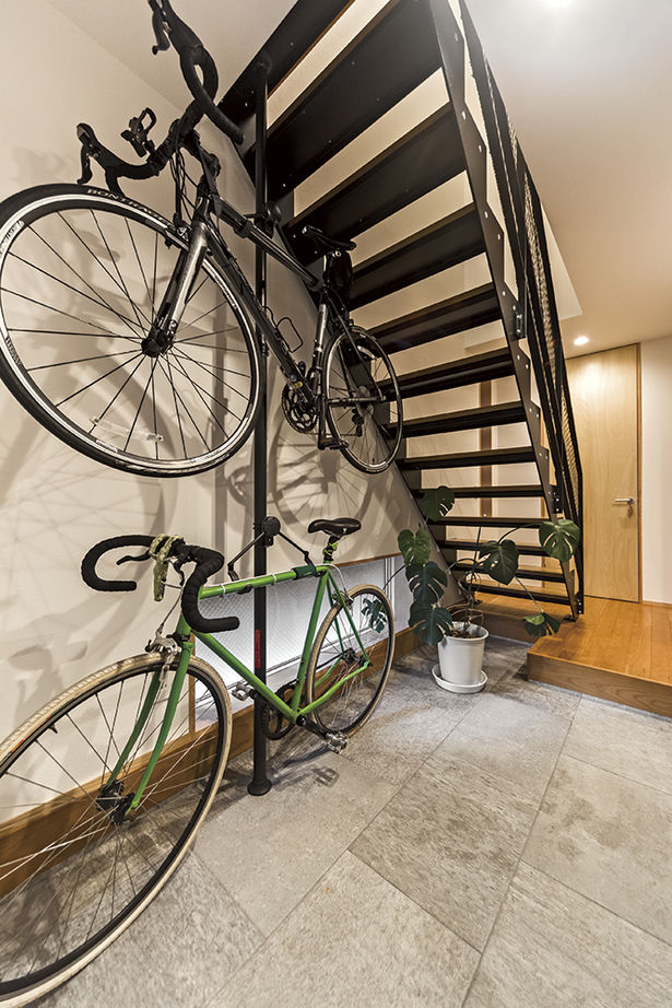 アールギャラリー(アールプランナー) 【3000万円台/3階建て/30坪台/間取り図】土間や書斎、吹抜けも実現。ミッドセンチュリーが似合う3階建ての建築実例画像11