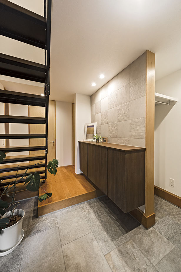 アールギャラリー(アールプランナー) 【3000万円台/3階建て/30坪台/間取り図】土間や書斎、吹抜けも実現。ミッドセンチュリーが似合う3階建ての建築実例画像12