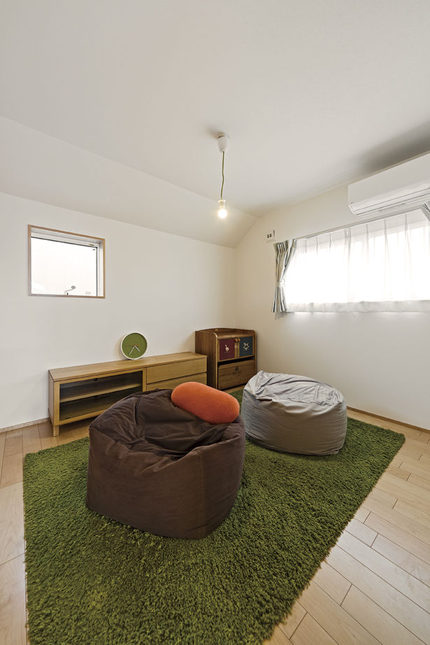 アールギャラリー(アールプランナー) 【3000万円台/3階建て/30坪台/間取り図】土間や書斎、吹抜けも実現。ミッドセンチュリーが似合う3階建ての建築実例画像15