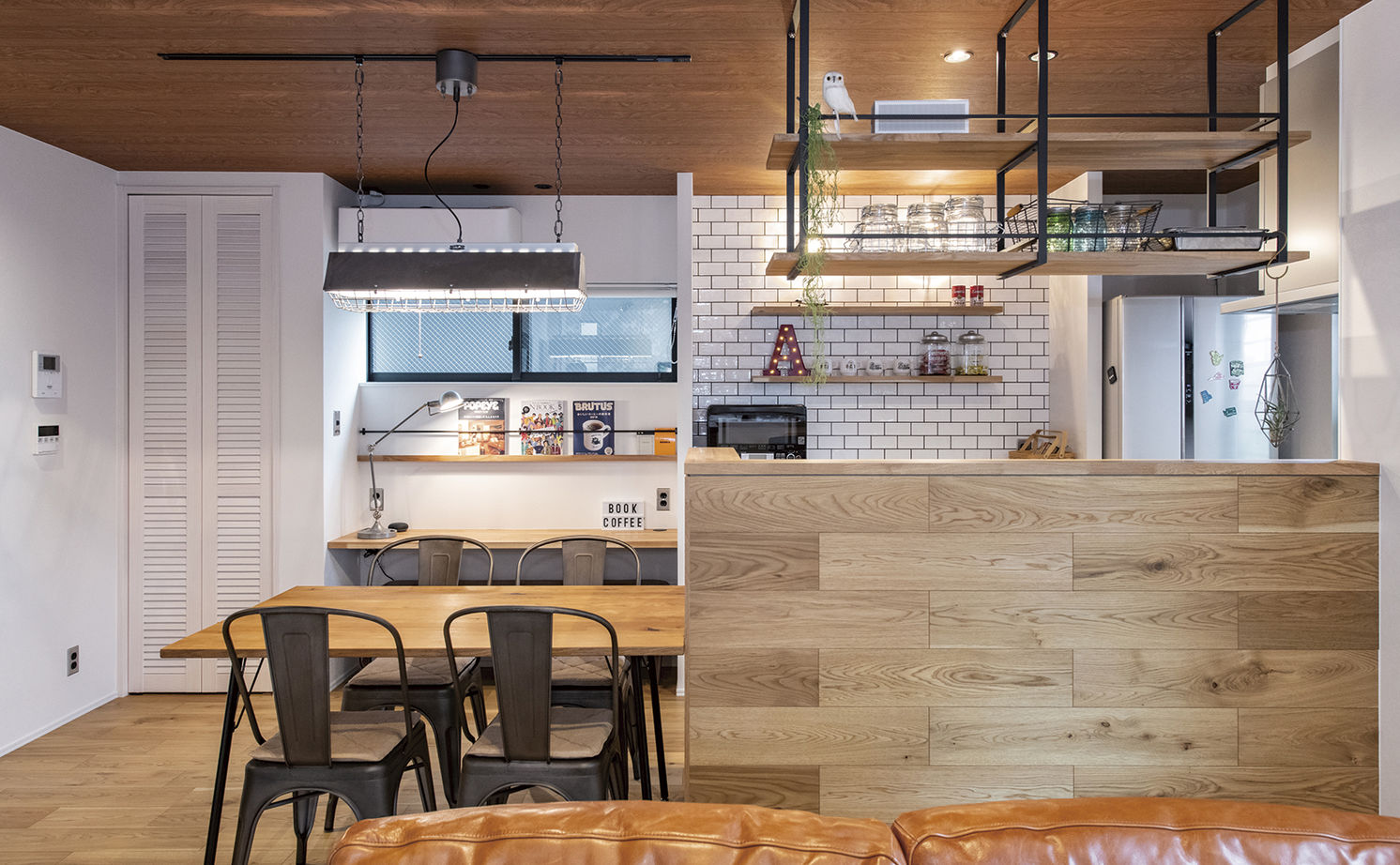 アールギャラリー(アールプランナー) 【2000万円台/30坪/3LDK/間取り図】造作家具やアンティーク照明に囲まれ愛着が増すインダストリアルな家の建築実例画像7