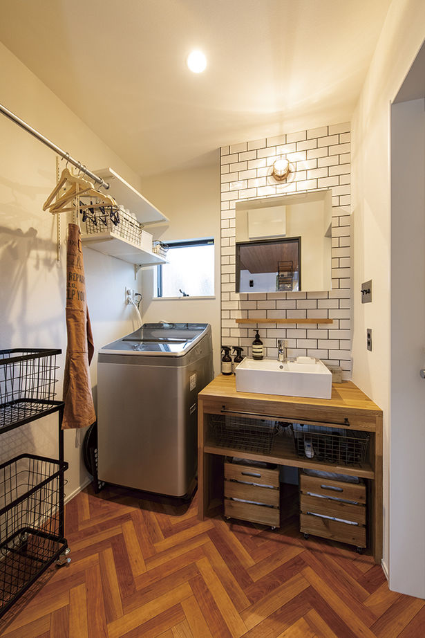 アールギャラリー(アールプランナー) 【2000万円台/30坪/3LDK/間取り図】造作家具やアンティーク照明に囲まれ愛着が増すインダストリアルな家の建築実例画像15