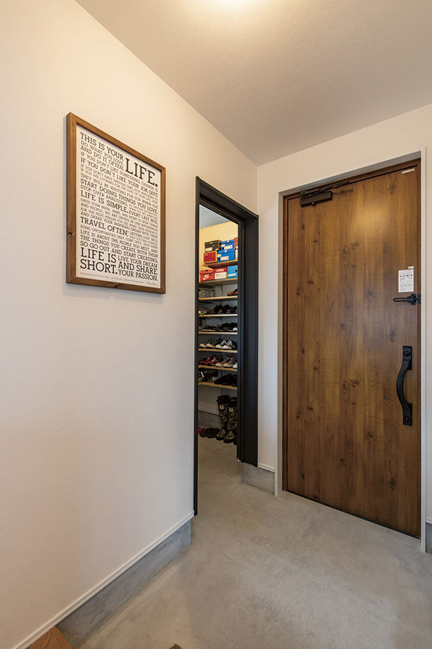 アールギャラリー(アールプランナー) 【2000万円台/30坪/3LDK/間取り図】造作家具やアンティーク照明に囲まれ愛着が増すインダストリアルな家の建築実例画像16