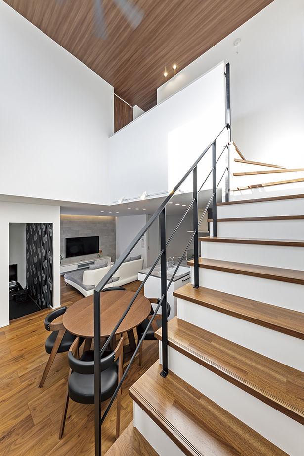 アールギャラリー(アールプランナー) 【2000万円台/40坪/間取り図有】設計士と描く、吹抜けダイニング×ピットリビングの明るい家の建築実例画像12