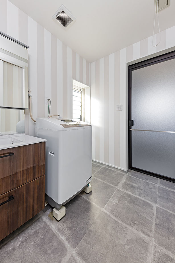 アールギャラリー(アールプランナー) 【2000万円台/40坪/間取り図有】設計士と描く、吹抜けダイニング×ピットリビングの明るい家の建築実例画像16