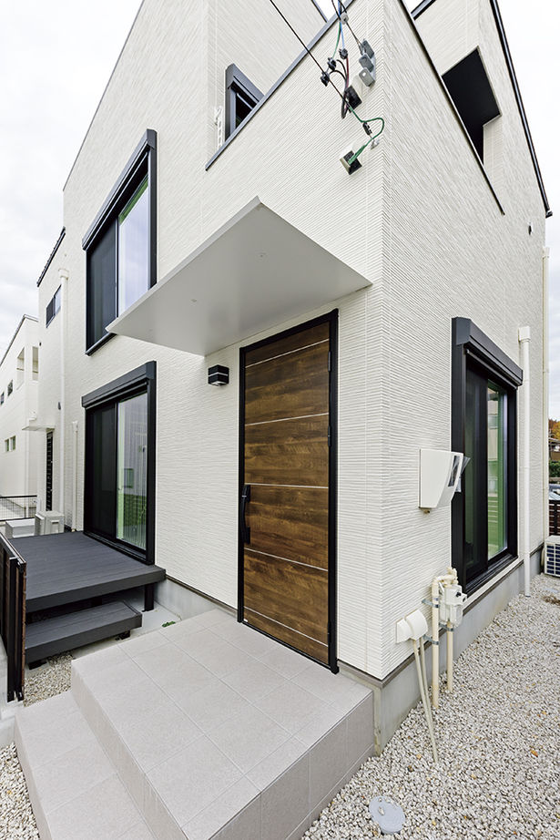 アールギャラリー(アールプランナー) 【2000万円台/30坪/旗竿地/間取り図】狭小地でつくる吹抜けと回廊、土間。壁をなくした玄関で開放的な家にの建築実例画像14