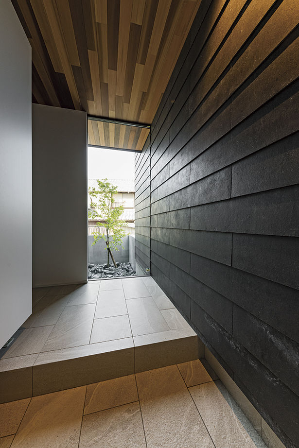 アールギャラリー(アールプランナー) 【3000万円台/40坪台/間取り有】塗り壁×吹き抜け×全館空調。「開け放つ暮らし」を楽しむ家の建築実例画像4