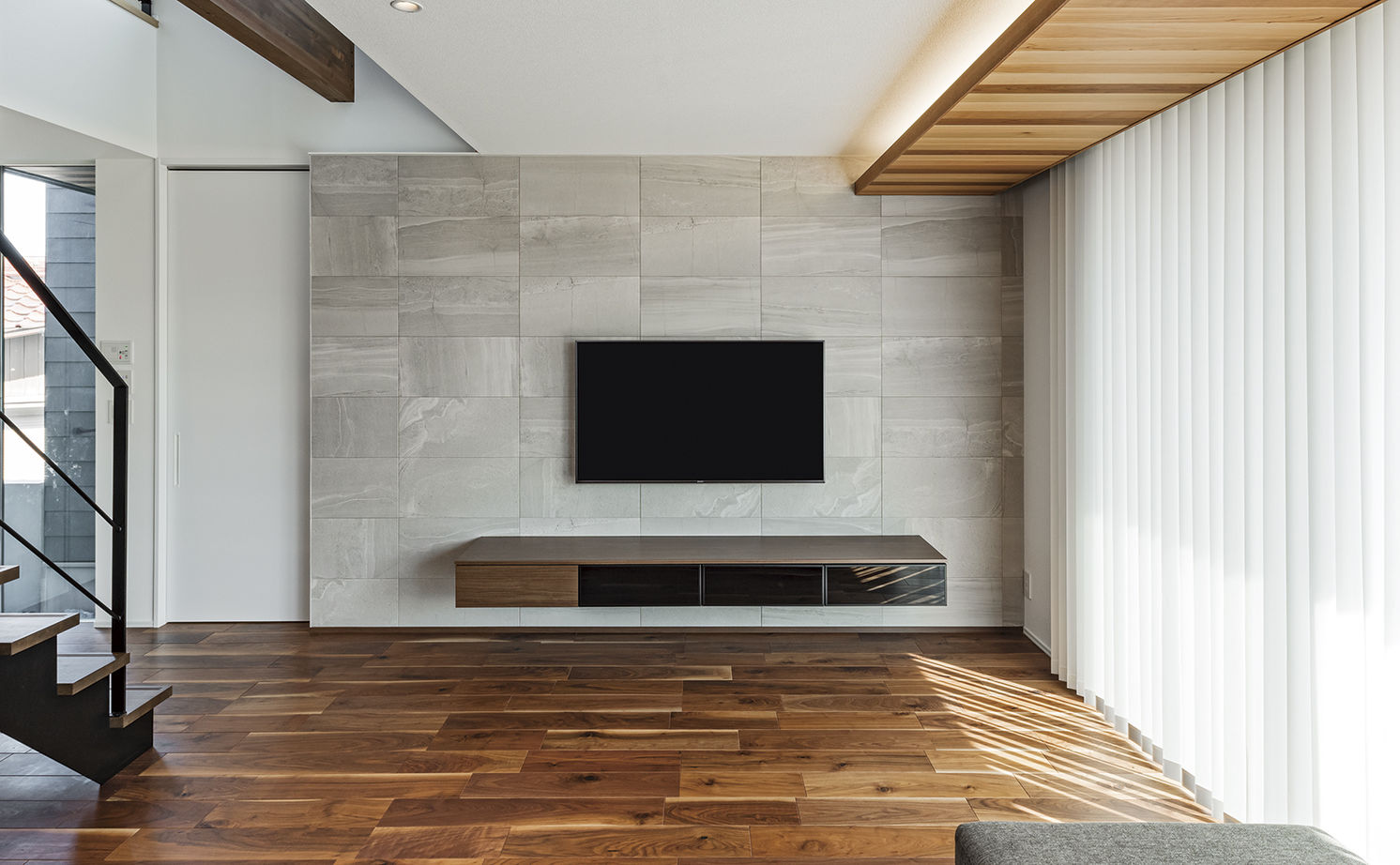 アールギャラリー(アールプランナー) 【3000万円台/40坪台/間取り有】塗り壁×吹き抜け×全館空調。「開け放つ暮らし」を楽しむ家の建築実例画像10