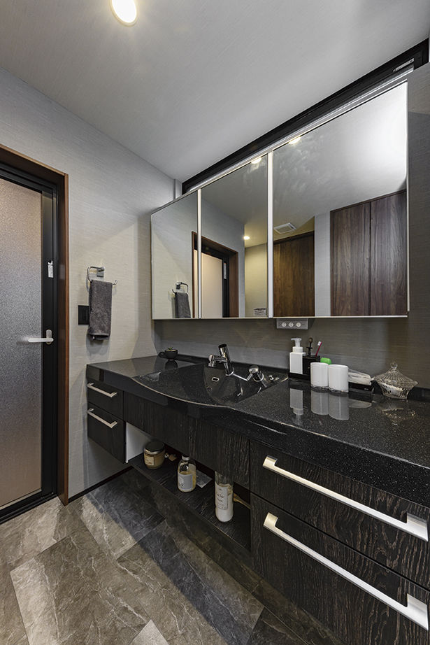 アールギャラリー(アールプランナー) 【2000万円台/30坪台/間取り有】立地と吹き抜けの開放感で晴れの日が待ち遠しい、シンプルモダンな家の建築実例画像11