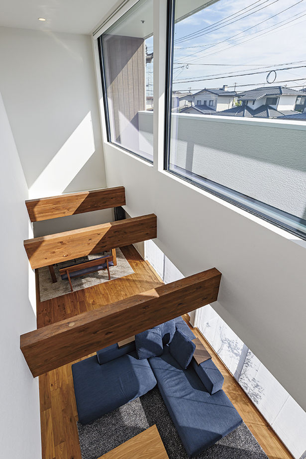 アールギャラリー(アールプランナー) 【2000万円台/30坪台/間取り有】立地と吹き抜けの開放感で晴れの日が待ち遠しい、シンプルモダンな家の建築実例画像12