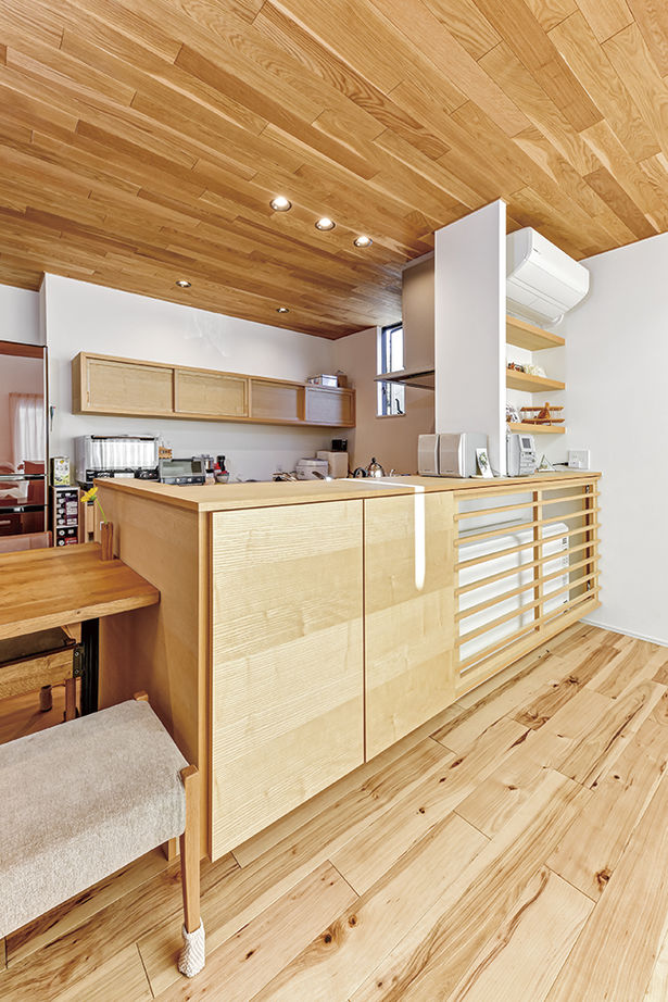 アールギャラリー(アールプランナー) 【2000万円台/30坪台/間取り有】こだわりの素材で魅せる。吹抜けや書斎を備える非日常空間を味わう家の建築実例画像10