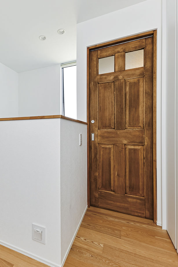 アールギャラリー(アールプランナー) 【2000万円台/30坪台/間取り有】こだわりの素材で魅せる。吹抜けや書斎を備える非日常空間を味わう家の建築実例画像16