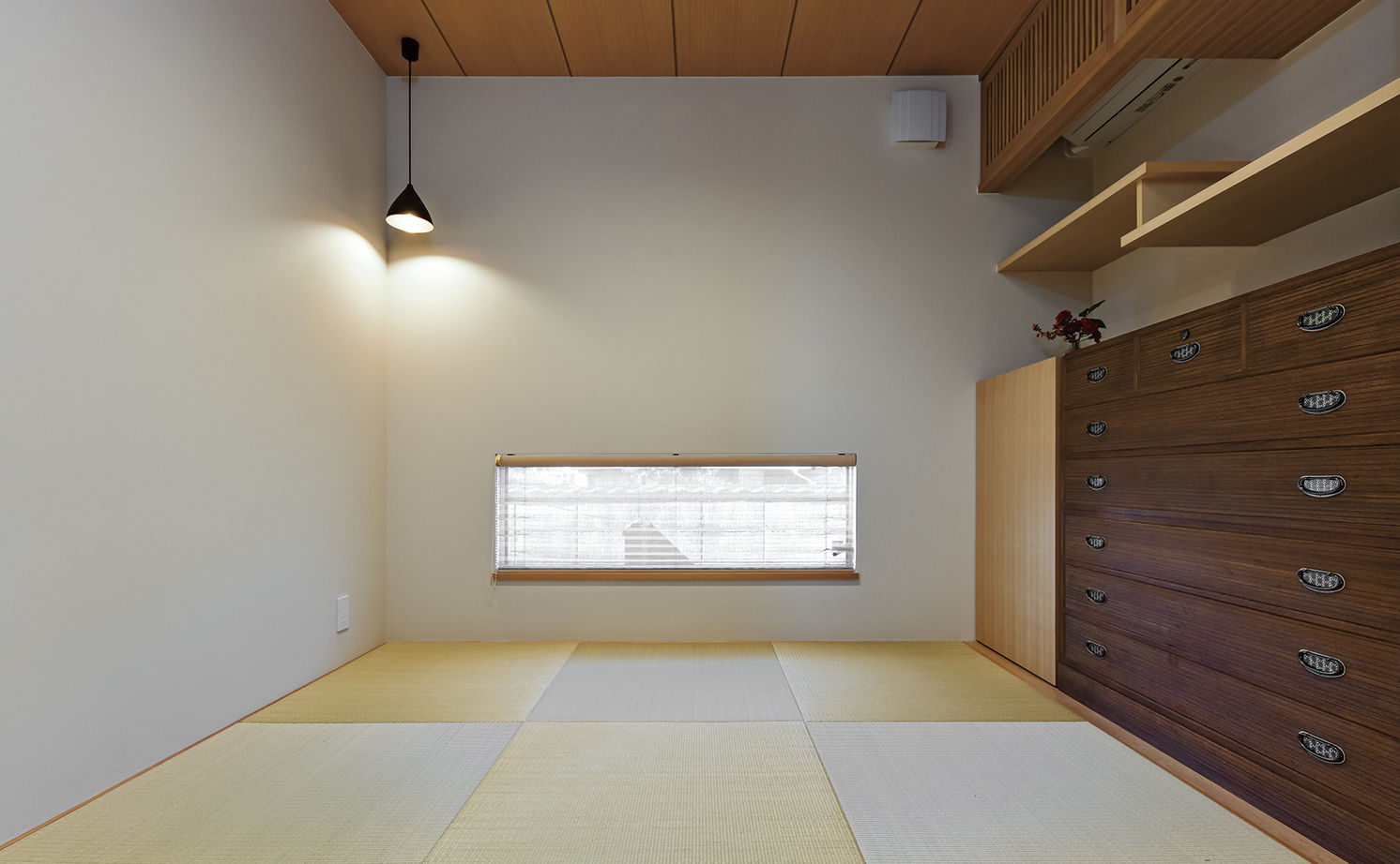 アールギャラリー(アールプランナー) 【2000万円台/30坪台/間取り有】こだわりの素材で魅せる。吹抜けや書斎を備える非日常空間を味わう家の建築実例画像18