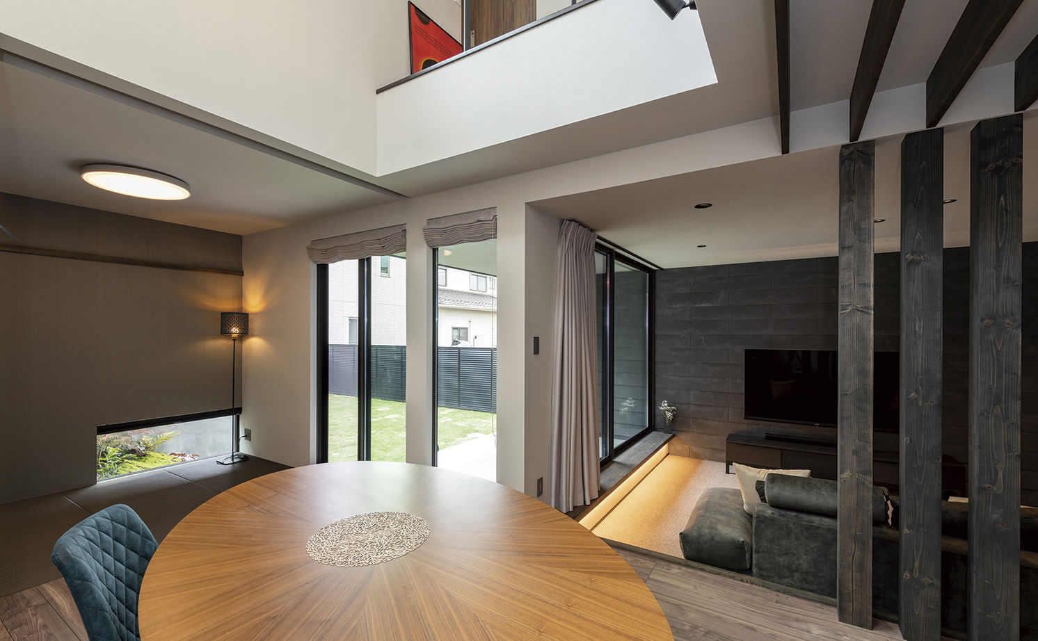 アールギャラリー(アールプランナー) 【2000万円台／30坪台／間取り有】吹抜けとピットリビングで生まれる開放感。外に閉じて、内に開放する家の建築実例画像4