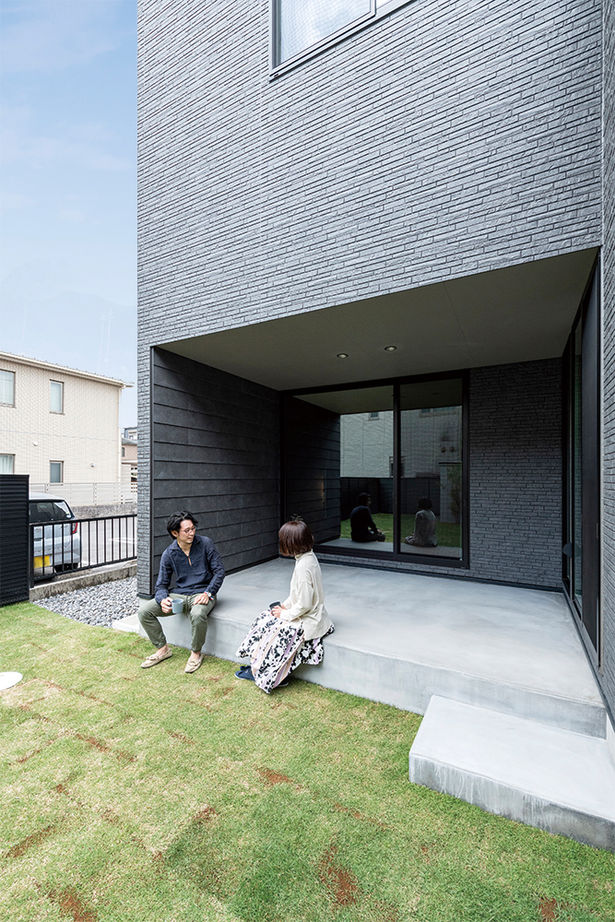 アールギャラリー(アールプランナー) 【2000万円台／30坪台／間取り有】吹抜けとピットリビングで生まれる開放感。外に閉じて、内に開放する家の建築実例画像15