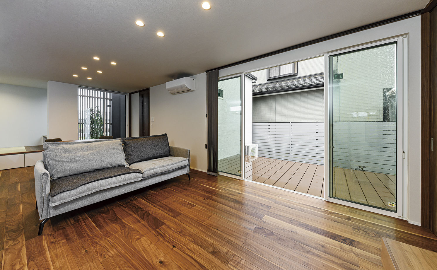 アールギャラリー(アールプランナー) 【平屋/3000万円台/30坪台/3LDK/間取り図】2つの庭を持つ、非日常の平屋。隠れ家的レストランの佇まいの建築実例画像7