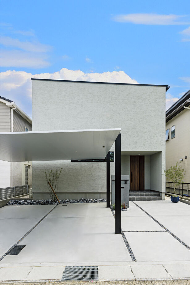 アールギャラリー(アールプランナー) 【2000万円台/40坪台/間取り有】吹抜けリビングに架かる、橋のような回廊。開放的な空間と、遊び心のある家の建築実例画像1