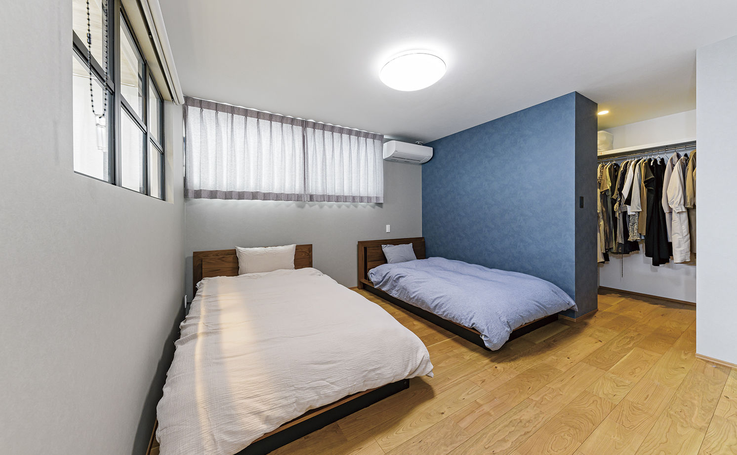 アールギャラリー(アールプランナー) 【2000万円台/40坪台/間取り有】吹抜けリビングに架かる、橋のような回廊。開放的な空間と、遊び心のある家の建築実例画像15