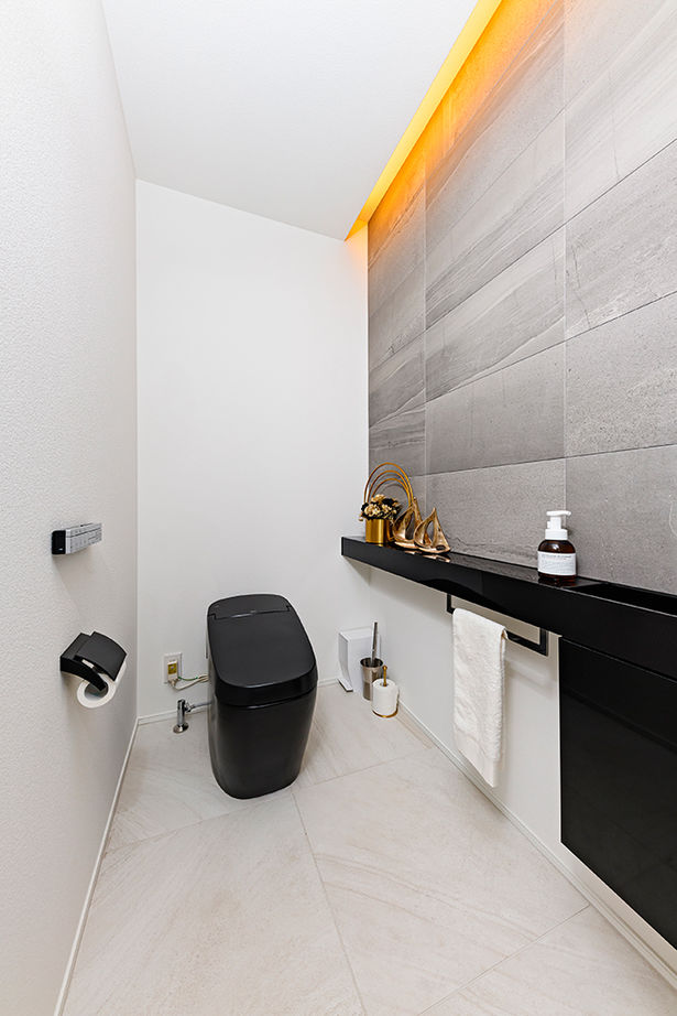 アールギャラリー(アールプランナー) 【ハイグレード／60坪／間取り有】鉄骨階段から回廊を渡り2階LDKへ。家時間が充実する、寛ぎのリゾート空間の建築実例画像17