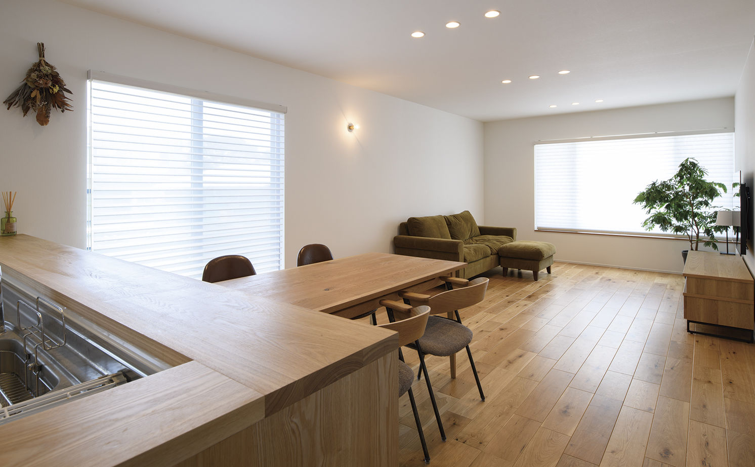 アールギャラリー(アールプランナー) 【2000万円台/30坪台/3LDK/インダストリアル/間取り図】家具や窓の配置…モノ選びと素材使いで魅せる家の建築実例画像7