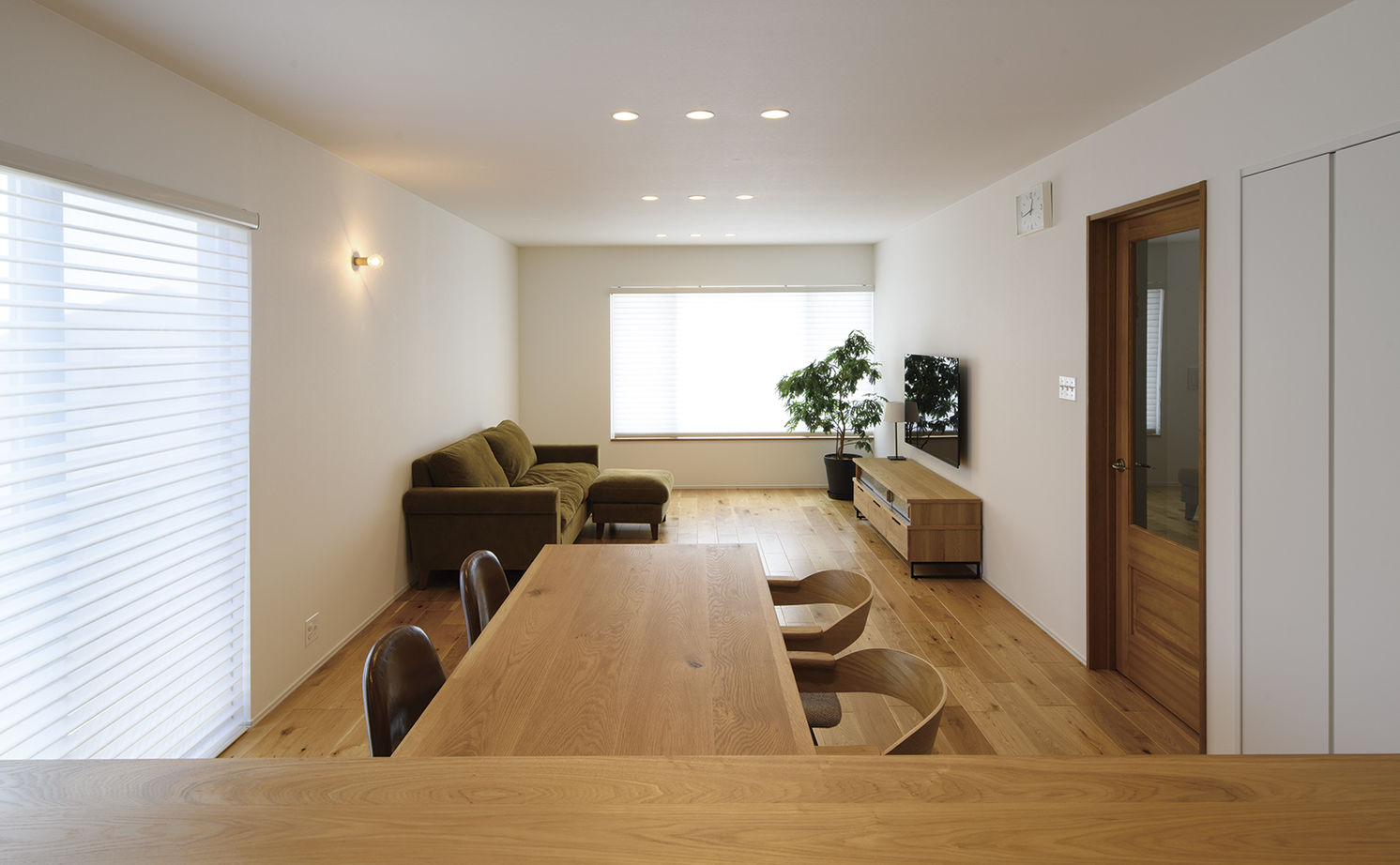 アールギャラリー(アールプランナー) 【2000万円台/30坪台/3LDK/インダストリアル/間取り図】家具や窓の配置…モノ選びと素材使いで魅せる家の建築実例画像9