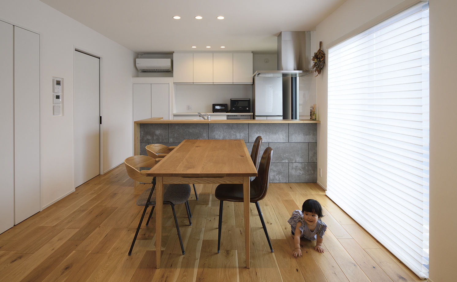 アールギャラリー(アールプランナー) 【2000万円台/30坪台/3LDK/インダストリアル/間取り図】家具や窓の配置…モノ選びと素材使いで魅せる家の建築実例画像10