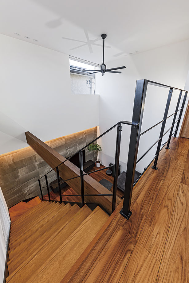 アールギャラリー(アールプランナー) 【2000万円台/30坪台/間取り有】吹抜けリビングと中庭のある暮らし。外を閉じて、内に開放する家の建築実例画像13