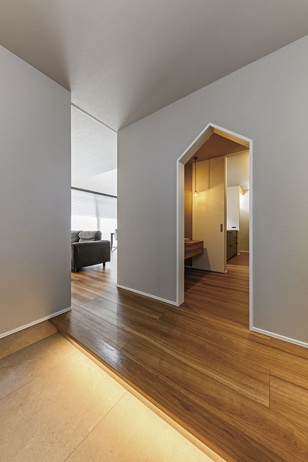 アールギャラリー(アールプランナー) 【2000万円台/30坪台/間取り有】モダンクラシックな塗り壁の外観。吹抜けとのギャップを楽しむ家の建築実例画像12