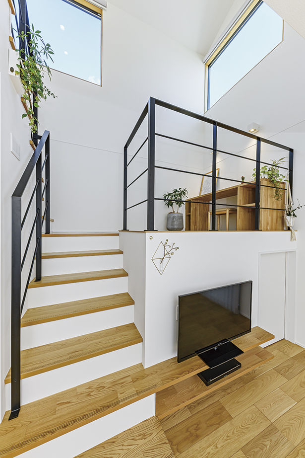 アールギャラリー(アールプランナー) 【2000万円台/30坪台/間取り有】スキップフロア＆土間玄関×シンプルデザイン。憧れの山小屋を我が家にの建築実例画像9