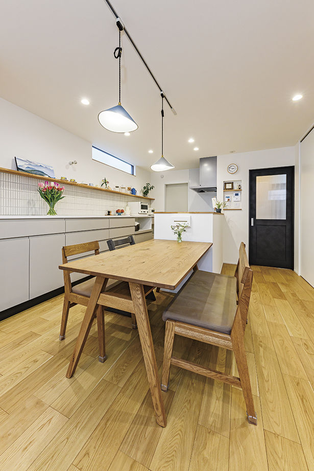 アールギャラリー(アールプランナー) 【2000万円台/30坪台/間取り有】スキップフロア＆土間玄関×シンプルデザイン。憧れの山小屋を我が家にの建築実例画像14