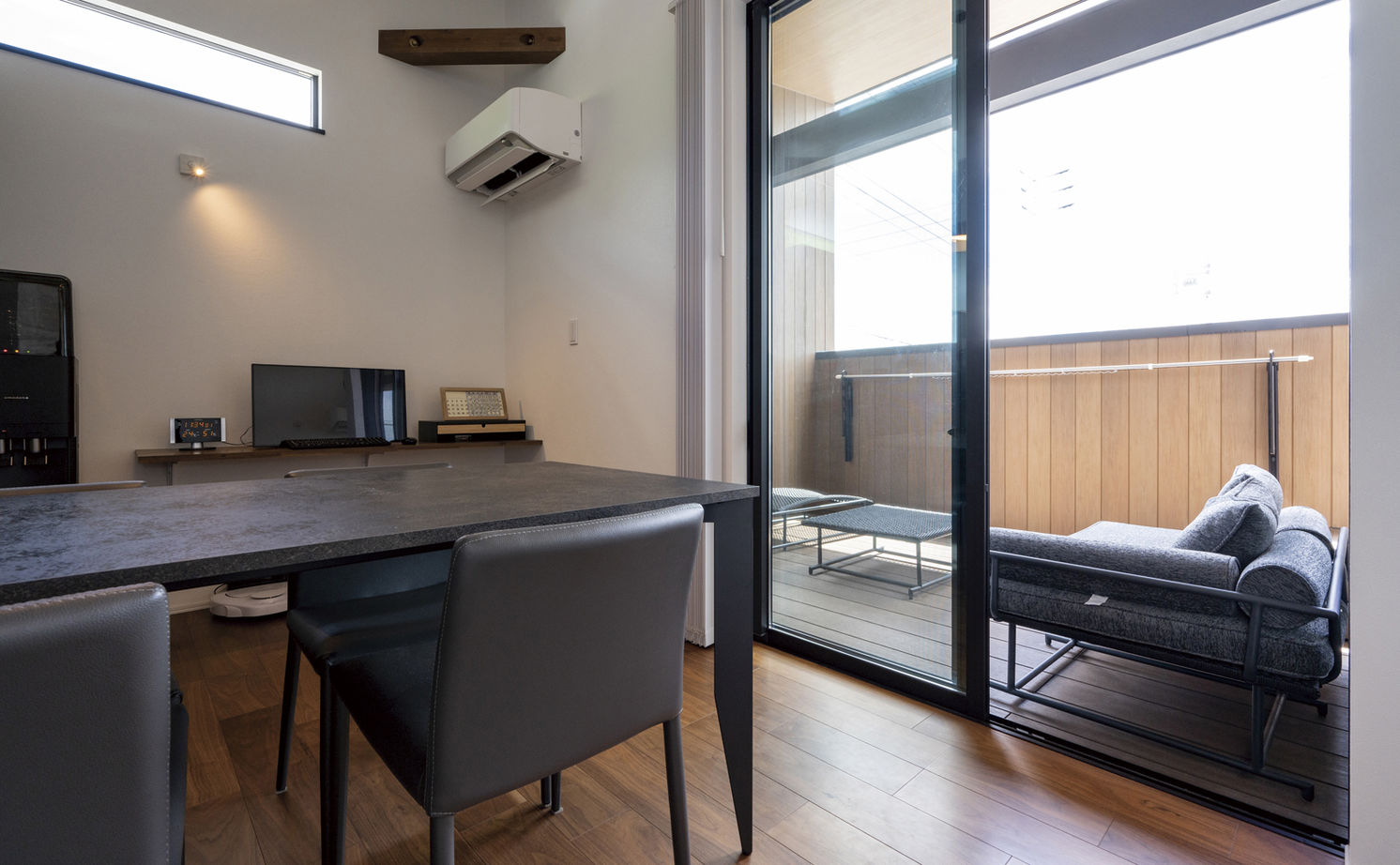 アールギャラリー(アールプランナー) 【2000万円台/37坪台/間取り有】カーテンいらずのリゾート空間。自然とともに暮らす、2階LDKの建築実例画像6