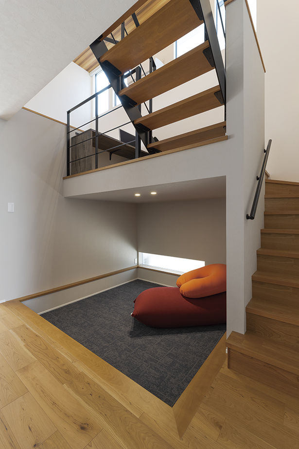 アールギャラリー(アールプランナー) 【3000万円台/40坪台/間取り図】吹抜けのタテ使いでスキップフロア＆ピットリビングを実現。屋上庭園も注目の建築実例画像6