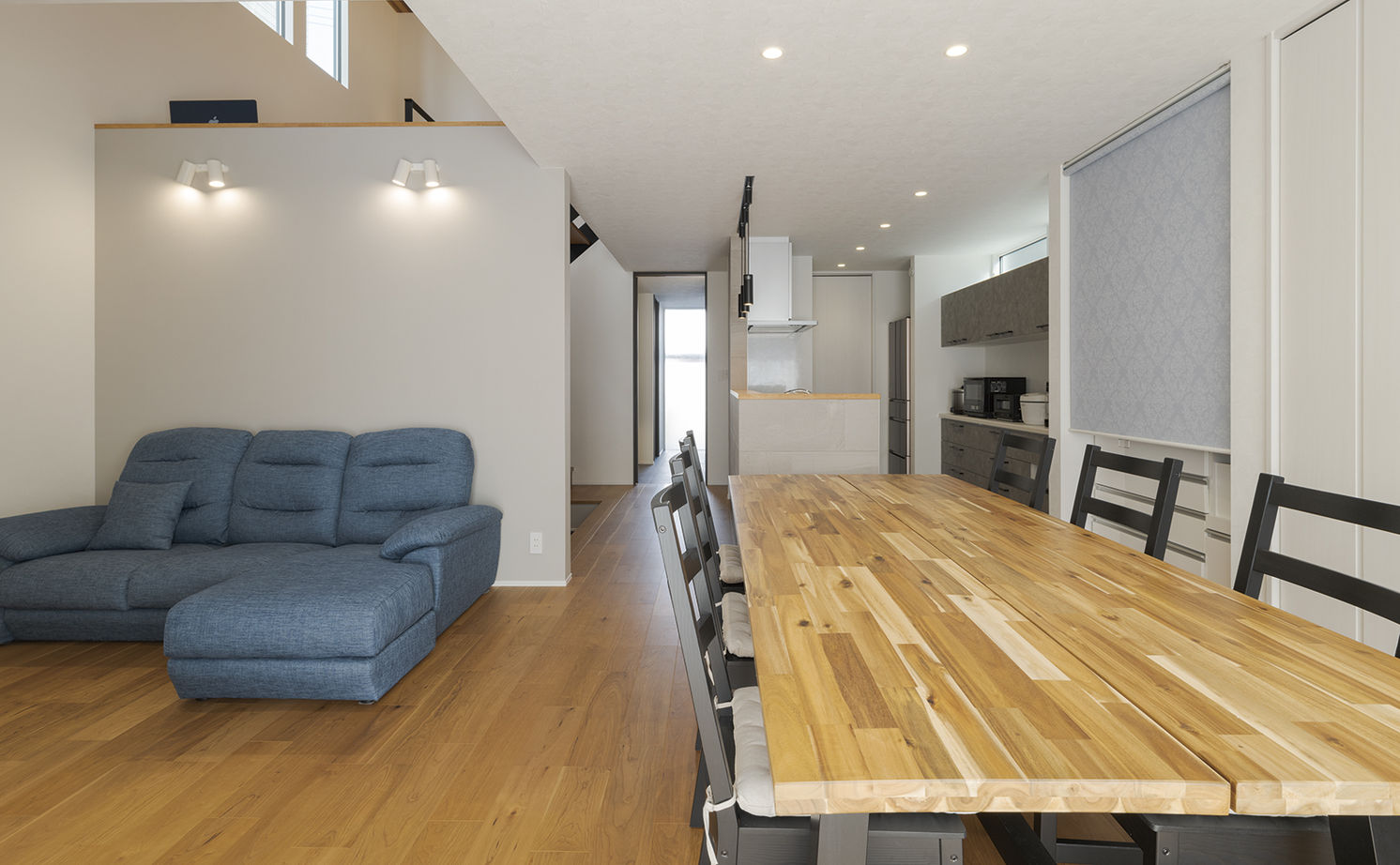 アールギャラリー(アールプランナー) 【3000万円台/40坪台/間取り図】吹抜けのタテ使いでスキップフロア＆ピットリビングを実現。屋上庭園も注目の建築実例画像11