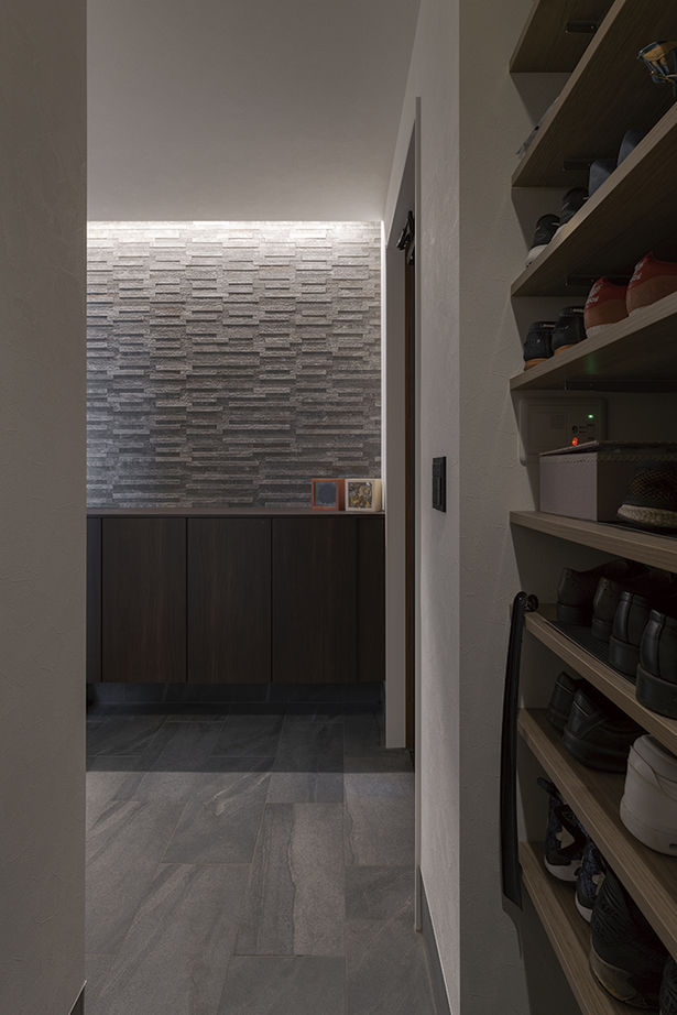 アールギャラリー(アールプランナー) 【3000万円台/40坪台/間取り図】吹抜けのタテ使いでスキップフロア＆ピットリビングを実現。屋上庭園も注目の建築実例画像14